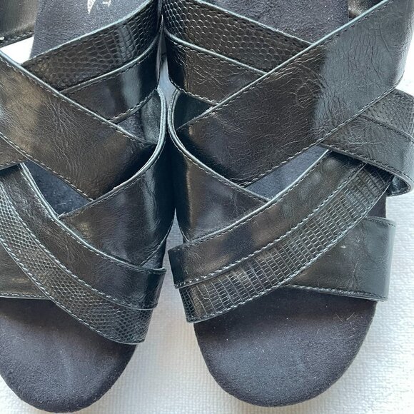 Aerosoles NWOT A2 Crisscross Sandals Women's Sz 9 Heel Rest Color Black Not Worn - Picture 3 of 6
